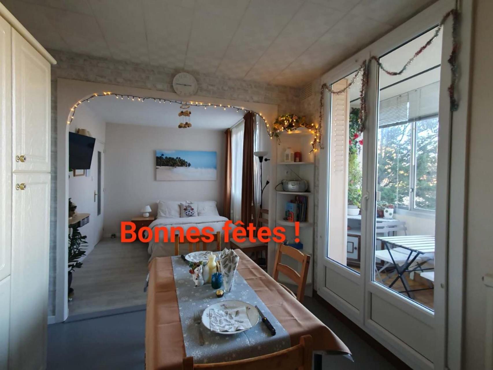 Medipole T2 Avec Un Garage Gratuit Sur Place, 16Min A Centre Ville Lyon En Metro A 维勒班 外观 照片