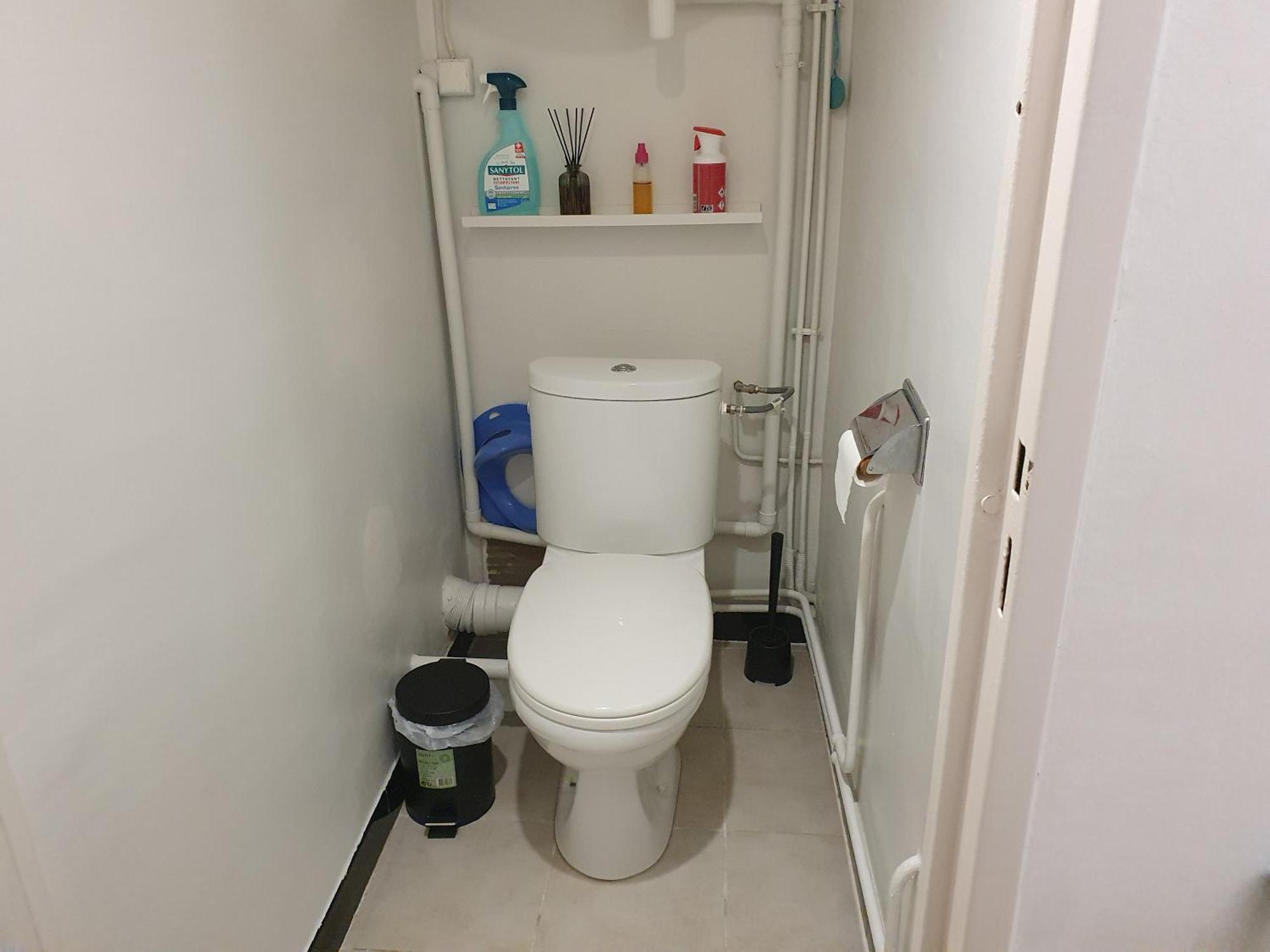 Medipole T2 Avec Un Garage Gratuit Sur Place, 16Min A Centre Ville Lyon En Metro A 维勒班 外观 照片